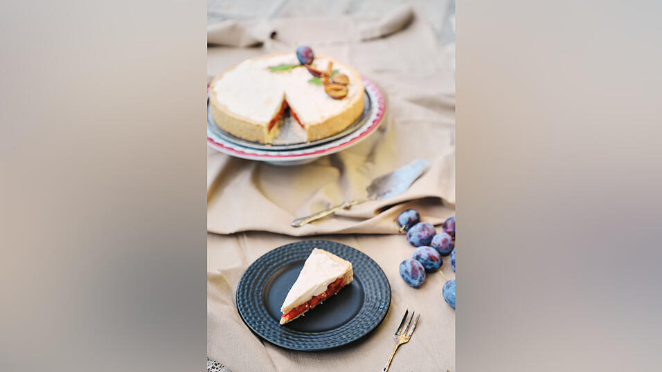 Herbstliche Zwetschgen-Pannacotta-Tarte