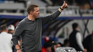 Julian Nagelsmann bereitet sein Team auf die Slowakei vor. Julian Nagelsmann bereitet sein Team auf die Slowakei vor.