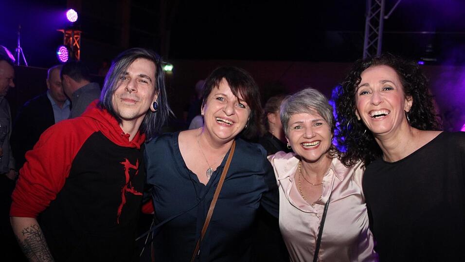 So schön war die Ü30-Party in Essenbach. So schön war die Ü30-Party in Essenbach.