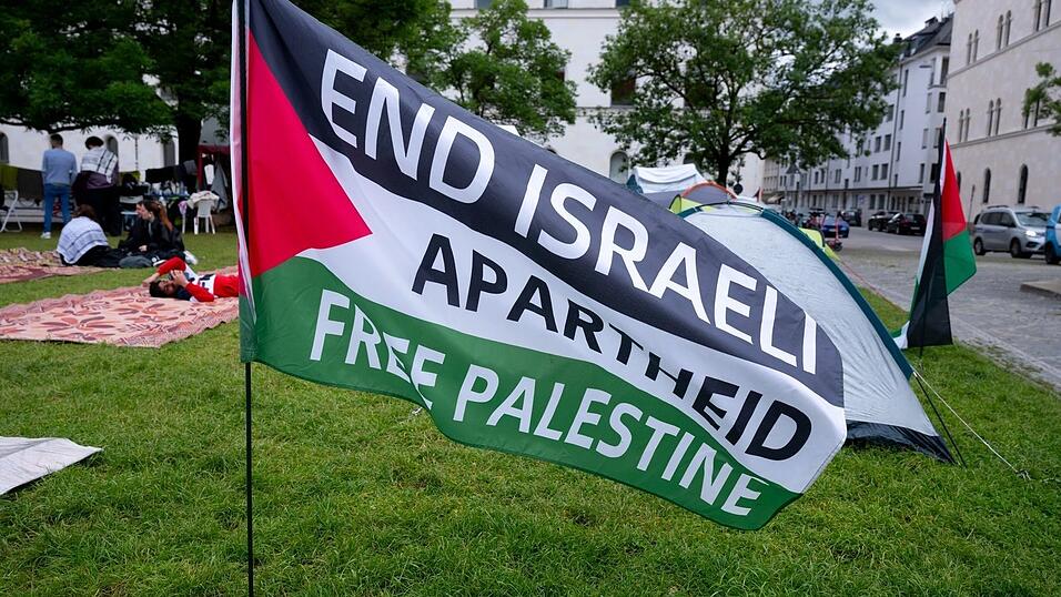 Vor der LMU in München campierten propalästinensische Aktivisten. (Archivbild) Vor der LMU in München campierten propalästinensische Aktivisten. (Archivbild)