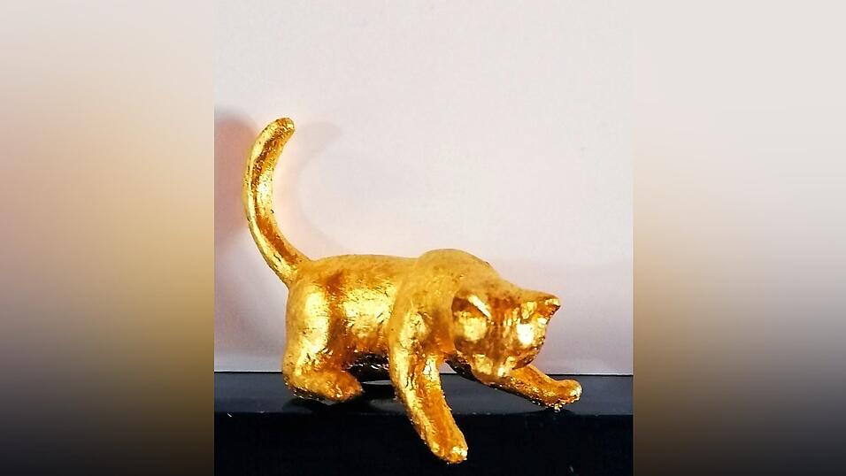 Die Katze wird ungef&auml;hr Originalgr&ouml;&szlig;e haben.