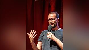 Martin Dresler ist Neurowissenschaftler und forscht in Deutschland und den Niederlanden zum Schlaf. 