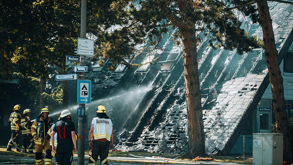 Ein Brand besch&auml;ftigte viele Einsatzkr&auml;fte in Regensburg.