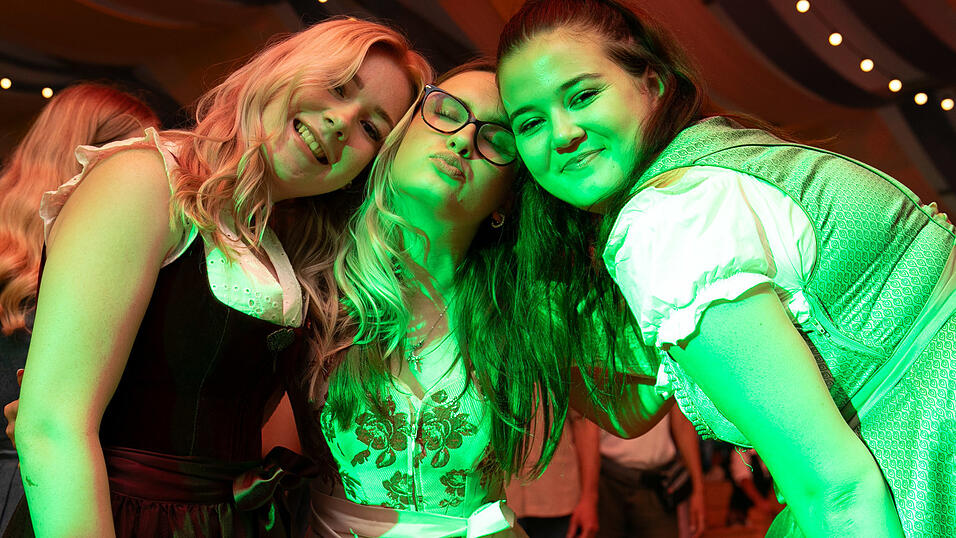 Die Partybilder vom Mittwoch, 13. August, aus dem Festzelt Reisinger. Die Partybilder vom Mittwoch, 13. August, aus dem Festzelt Reisinger.