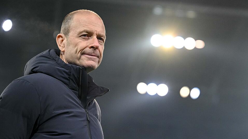 Jess Thorup will mit dem FC Augsburg weiter jubeln. Jess Thorup will mit dem FC Augsburg weiter jubeln.