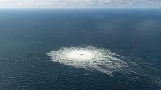 Durch die Explosionen im September 2022 wurden drei der vier Stränge der beiden Nord-Stream-Leitungen schwer beschädigt. (Archivbild)