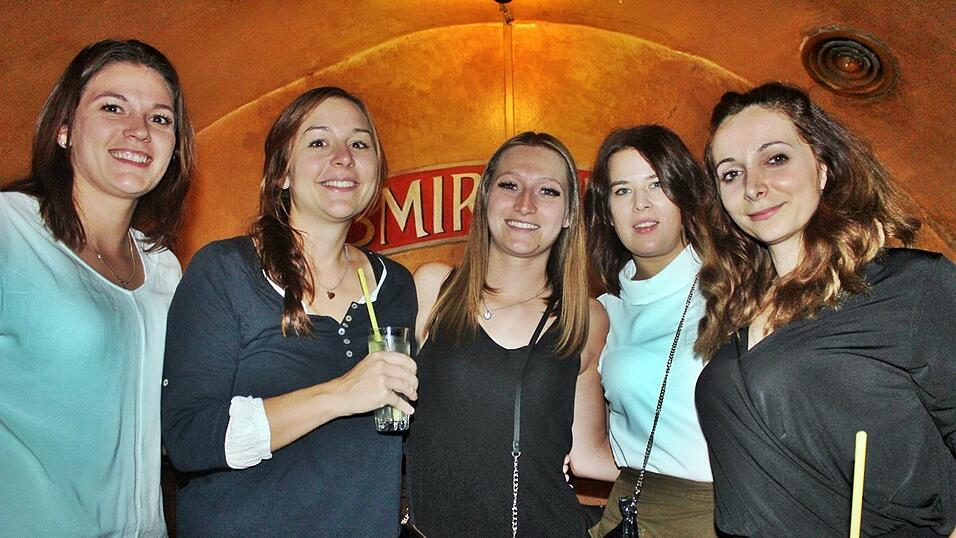 Von wegen Herbsttristesse! Im Beatschuppen in Landshut ging es am gestrigen Freitag wie gewohnt hoch her.