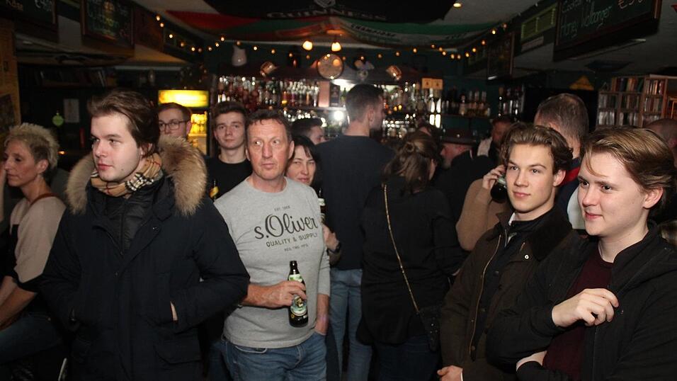 Der Samstagabend im Irish Pub.