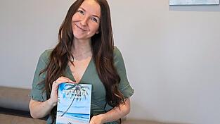 Ein eigenes Buch zu schreiben, das war schon immer Sophia Jankers Traum. In ihrer Elternzeit hat sie sich ihn erfüllt - und ist schon dabei, das Zweite zu schreiben.