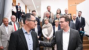 Die Stimmung zwischen Cem &Ouml;zdemir und Manuel Hagel hat sich seit dem Wahlabend deutlich gebessert.