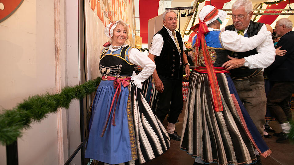 Die Partybilder vom Freitag, 8. August, aus dem Festzelt Greindl. Die Partybilder vom Freitag, 8. August, aus dem Festzelt Greindl.