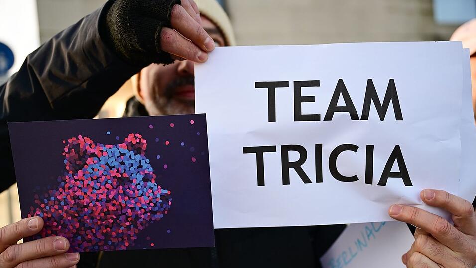 Die Kulturszene stellte sich hinter Tuttle. (Archivbild) Die Kulturszene stellte sich hinter Tuttle. (Archivbild)