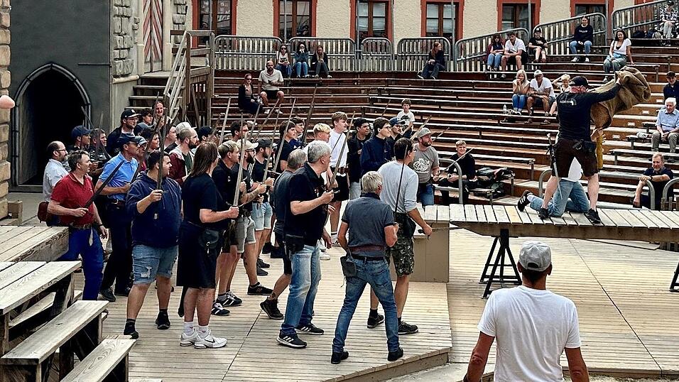 Die Sattelbogner-Soldaten in „action“ ... Die Sattelbogner-Soldaten in „action“ ...