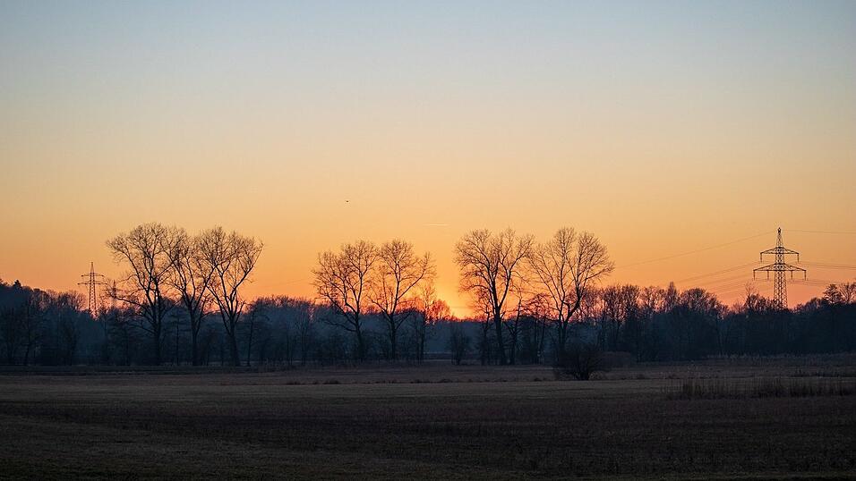 Der Frühling in Straubing im Abendrot.