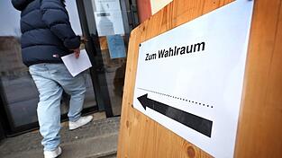 Im Landkreis Kelheim muss nach der Stichwahl Amtsinhaber Martin Neumeyer (CSU) seinen Posten r&auml;umen. (Symbolbild)