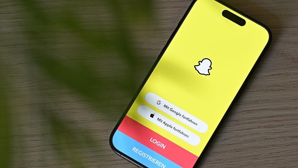 Snapchat gehört zu den beliebtesten sozialen Netzwerken. (Symbolbild) Snapchat gehört zu den beliebtesten sozialen Netzwerken. (Symbolbild)