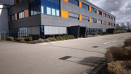 Die Sturm-Gruppe ist in der F&ouml;rdertechnik und in der Oberfl&auml;chentechnik t&auml;tig.