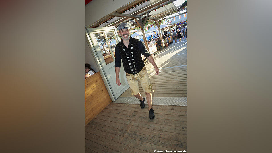 Die Partybilder vom Donnerstag, 13. August, aus dem Festzelt Lechner. Die Partybilder vom Donnerstag, 13. August, aus dem Festzelt Lechner.