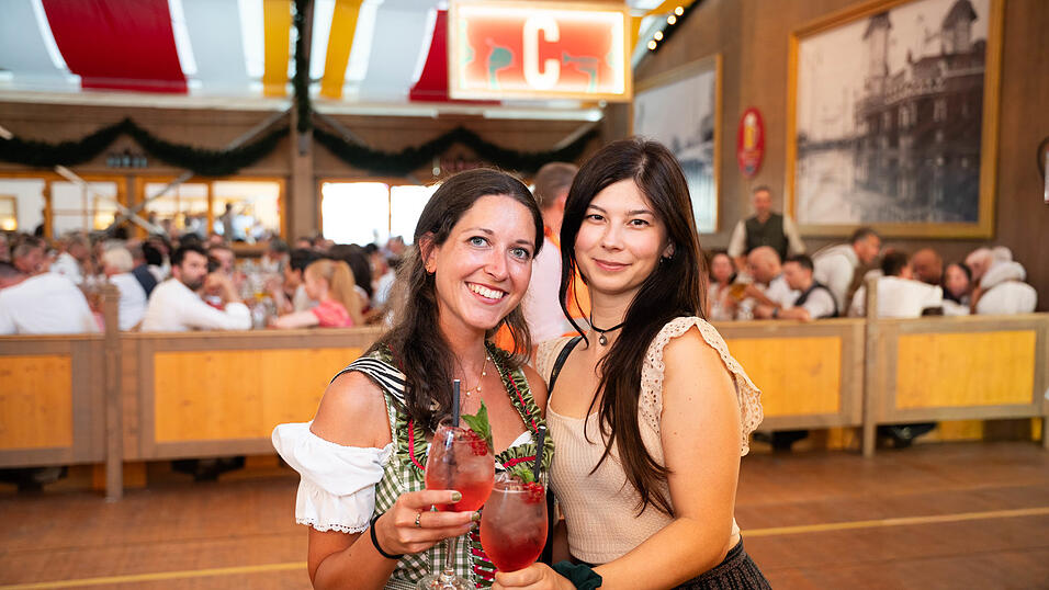 Die Partybilder vom Samstag, 15. August, aus dem Festzelt Krönner. Die Partybilder vom Samstag, 15. August, aus dem Festzelt Krönner.