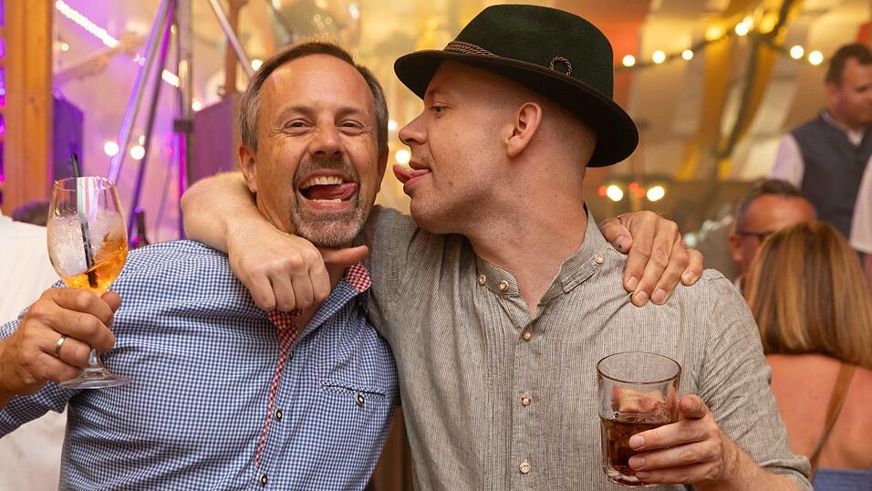 Die Partybilder vom Samstag, 8. August, aus dem Festzelt Krönner. Die Partybilder vom Samstag, 8. August, aus dem Festzelt Krönner.