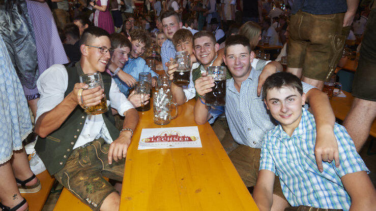 Die Partybilder vom Samstag, 13. August 2022, aus dem Festzelt Lechner.