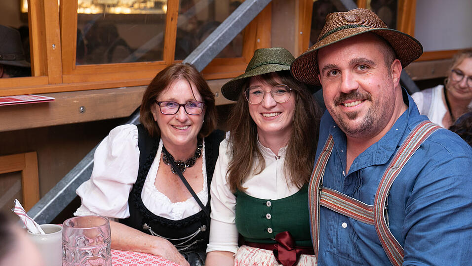 Die Partybilder vom Samstag, 16. August, aus dem Festzelt Krönner. Die Partybilder vom Samstag, 16. August, aus dem Festzelt Krönner.