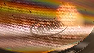 Ein Infineon-Wafer - diese zu zerteilen und weiterzuverarbeiten ist Aufgabe von Backend-Fabriken wie der in Thailand. (Archivbild) Ein Infineon-Wafer - diese zu zerteilen und weiterzuverarbeiten ist Aufgabe von Backend-Fabriken wie der in Thailand. (Archivbild)