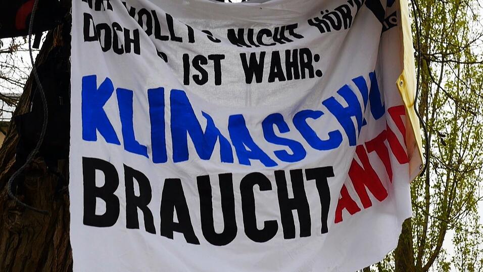 Frühere Klima-Aktion in Passau. Frühere Klima-Aktion in Passau.