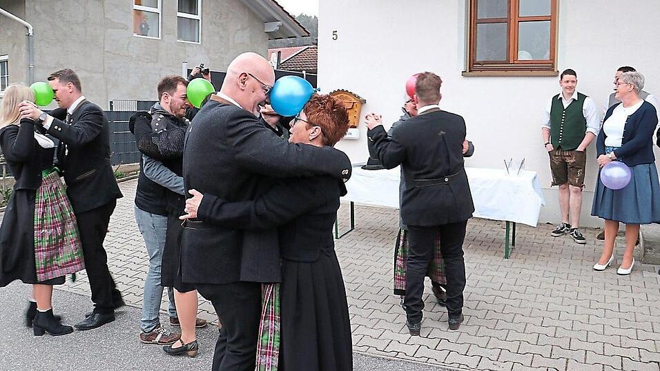 Ein etwas schwieriger Walzer Ein etwas schwieriger Walzer