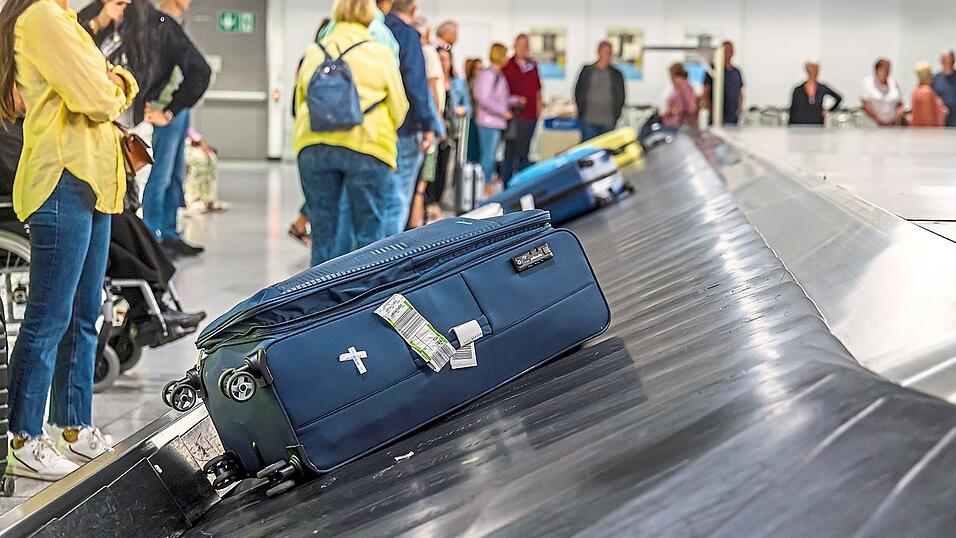 Am Gep&auml;ckband des M&uuml;nchner Flughafens klickten f&uuml;r den 28-J&auml;hrigen die Handschellen. Vor Gericht kam er nun mit einer Bew&auml;hrungsstrafe davon.