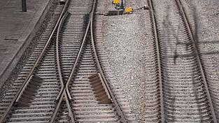 Die Bahn rechnet wegen der Wetterlage mit Einschr&auml;nkungen. (Archivbild)