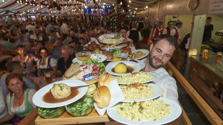 Die Partybilder vom Sonntag, 14. August 2022, aus dem Festzelt Lechner.