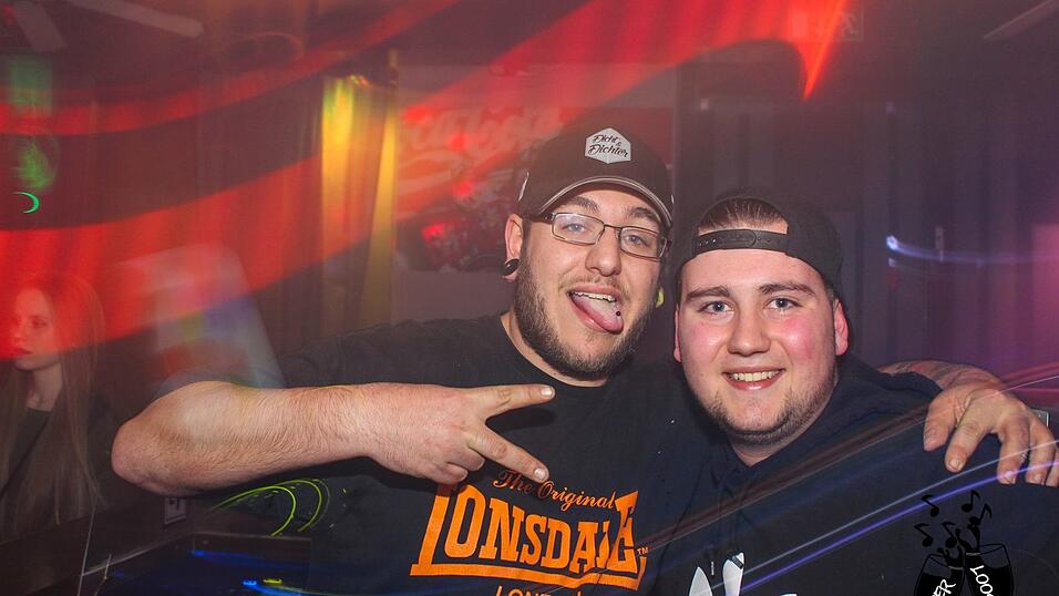 Beste Stimmung am Wochenende im Never Loose in Straubing.