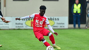 Rodings Ivan Mukulu und Kollegen m&uuml;ssen im Heimspiel gegen den SC Luhe-Wildenau mehr Treffsicherheit an den Tag legen, um Punkte zu ergattern.