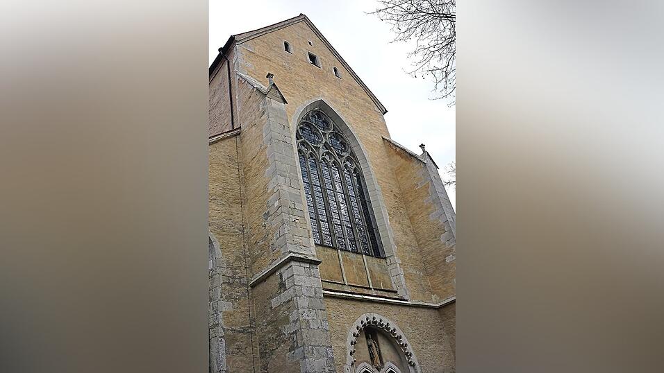 Die Kirche St. Blasius am Albertus-Magnus-Platz.