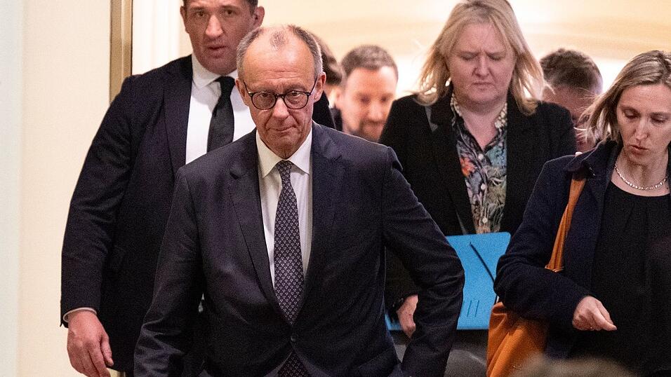 Gastspiel in der Finanzbranche: Merz zu Besuch in Frankfurt Gastspiel in der Finanzbranche: Merz zu Besuch in Frankfurt