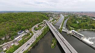Der Pfaffensteiner Tunnel muss am Sonntag zeitweise gesperrt werden. (Archivbild)