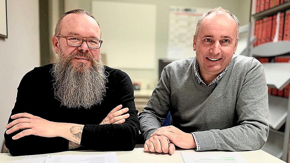 Franz Stoiber (rechts), Further Feuerwehrkommandant und Sportreferent, würde gerne eine zweite Amtsperiode im Stadtrat vertreten sein. Neu auf Platz zwei der SWG ist Markus Winter (50). Franz Stoiber (rechts), Further Feuerwehrkommandant und Sportreferent, würde gerne eine zweite Amtsperiode im Stadtrat vertreten sein. Neu auf Platz zwei der SWG ist Markus Winter (50).