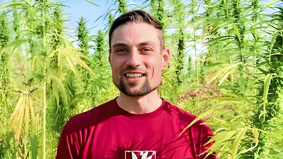 Daniel Baumann hat sich mittlerweile als 'der Hanfbayer' einen Namen gemacht.