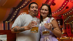 Die Partybilder vom Dienstag, 11. August, aus dem Festzelt Reisinger. Die Partybilder vom Dienstag, 11. August, aus dem Festzelt Reisinger.