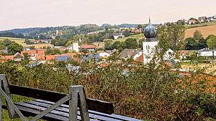 Ein Lieblingsplatzerl mit Aussicht hat uns Elisabeth Häring eingesandt. Ein Lieblingsplatzerl mit Aussicht hat uns Elisabeth Häring eingesandt.