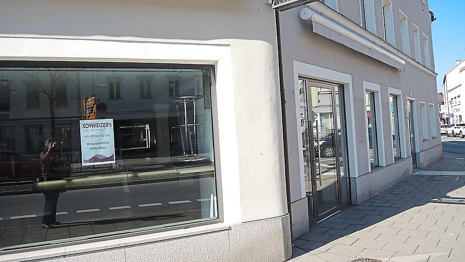 Das Schweizers: die neue Adresse für Mittagsgerichte in der Deggendorfer Innenstadt. Das Schweizers: die neue Adresse für Mittagsgerichte in der Deggendorfer Innenstadt.