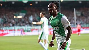 Noel Futkeu zeigt, warum er Torschützenkönig der 2. Bundesliga ist. Noel Futkeu zeigt, warum er Torschützenkönig der 2. Bundesliga ist.