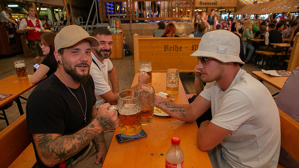 Die Partybilder vom Sonntag, 21. August 2022, aus dem Festzelt Nothaft. 