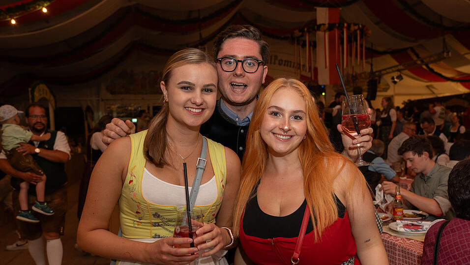 Die Partybilder vom Samstag, 12. August 2023, aus dem Festzelt Greindl. Die Partybilder vom Samstag, 12. August 2023, aus dem Festzelt Greindl.