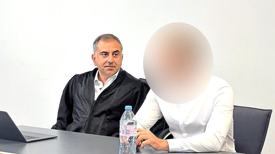 Erfolg für Verteidiger Shervin Ameri: Sein heute 29-jährigee Mandant muss nicht ins Gefängnis. Erfolg für Verteidiger Shervin Ameri: Sein heute 29-jährigee Mandant muss nicht ins Gefängnis.