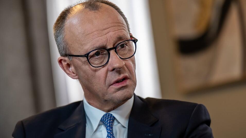 Der Kanzler setzt auf Einigung im Rentenstreit. Der Kanzler setzt auf Einigung im Rentenstreit.