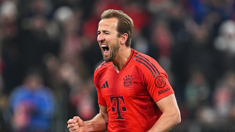 Harry Kane jubelt nach seinem ersten von zwei verwandelten Elfmetern gegen Bremen.