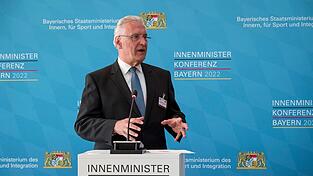 Joachim Herrmann, Bayerischer Staatsminister des Innern, f&uuml;r Sport und Integration, spricht bei der Innenministerkonferenz in W&uuml;rzburg.