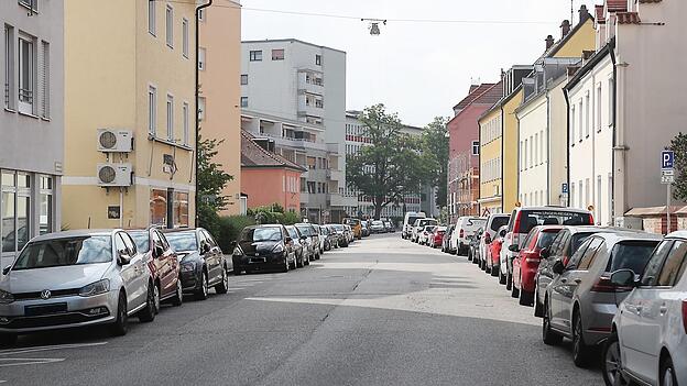 Parkpl&auml;tze sind im Nikola-Viertel Mangelware - jedenfalls an einem Werktag au&szlig;erhalb der Ferien.
